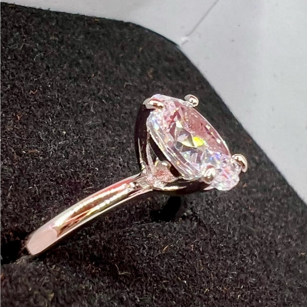 NIB 925 Sterling Silver Zircon Ring Size 7 - Picture 14 of 16